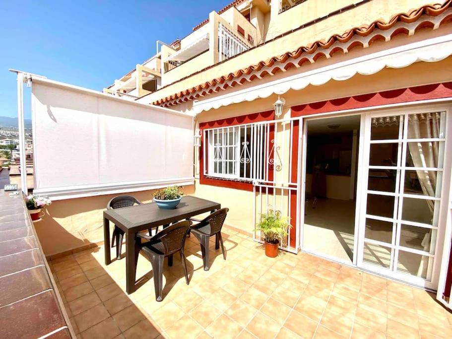 Confortable Y Centrico Los Cristianos  Εξωτερικό φωτογραφία